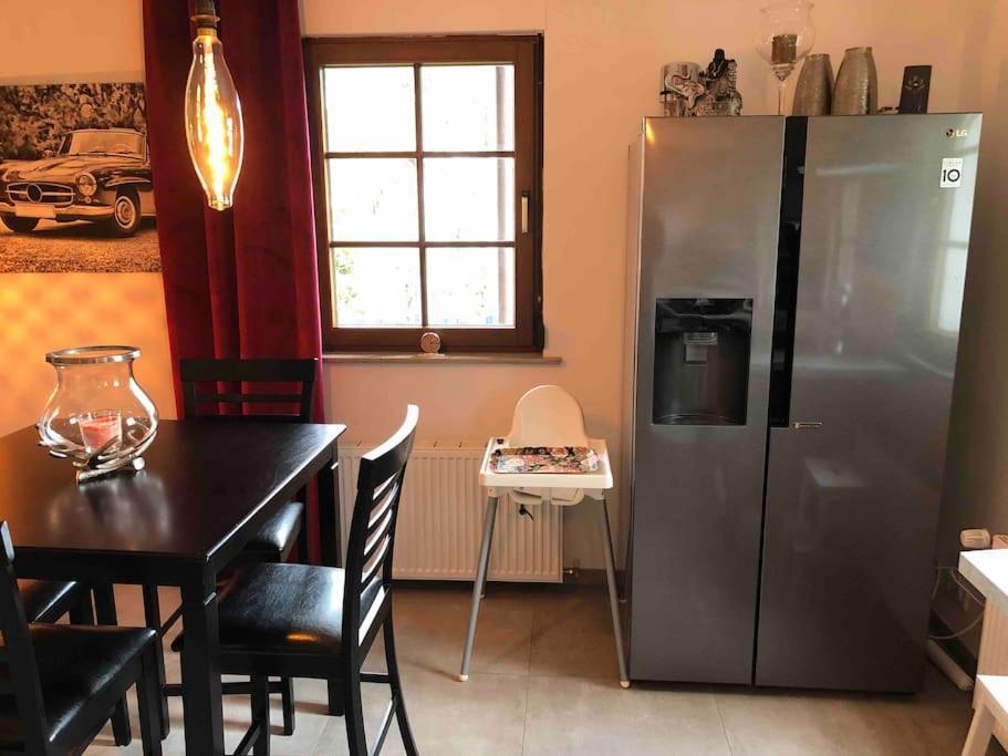 Willkommen Im Casa Felice, Der Wohlfuehl Oase Mit Balkon, 4 Betten Und Homeoffice Platz Aidlingen 外观 照片