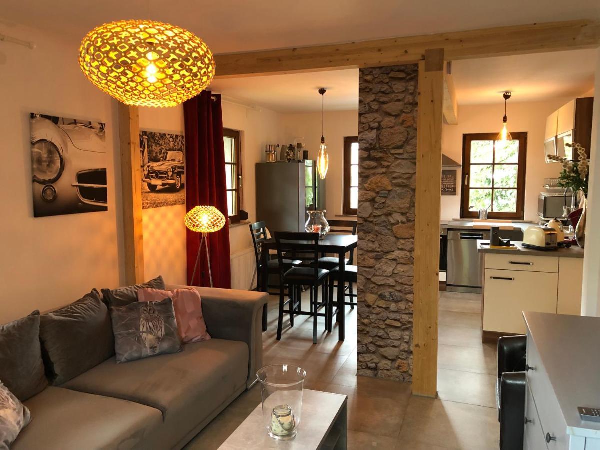 Willkommen Im Casa Felice, Der Wohlfuehl Oase Mit Balkon, 4 Betten Und Homeoffice Platz Aidlingen 外观 照片