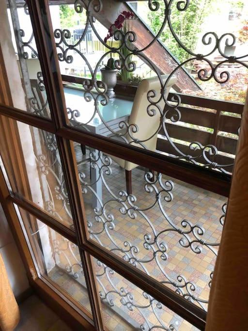 Willkommen Im Casa Felice, Der Wohlfuehl Oase Mit Balkon, 4 Betten Und Homeoffice Platz Aidlingen 外观 照片