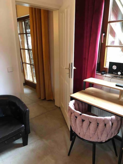 Willkommen Im Casa Felice, Der Wohlfuehl Oase Mit Balkon, 4 Betten Und Homeoffice Platz Aidlingen 外观 照片